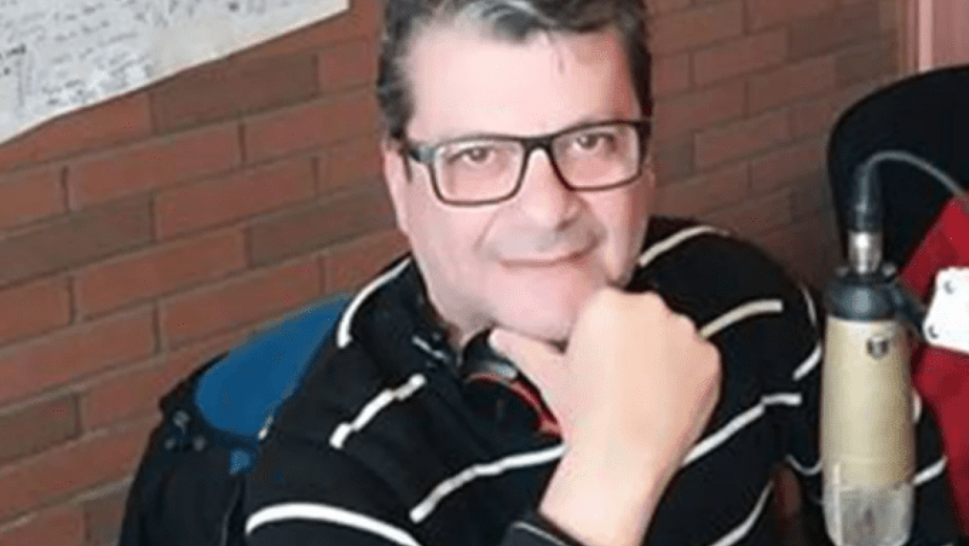 Σοκ: Έφυγε από τη ζωή ο δημοσιογράφος Θοδωρής Ακάλεστος