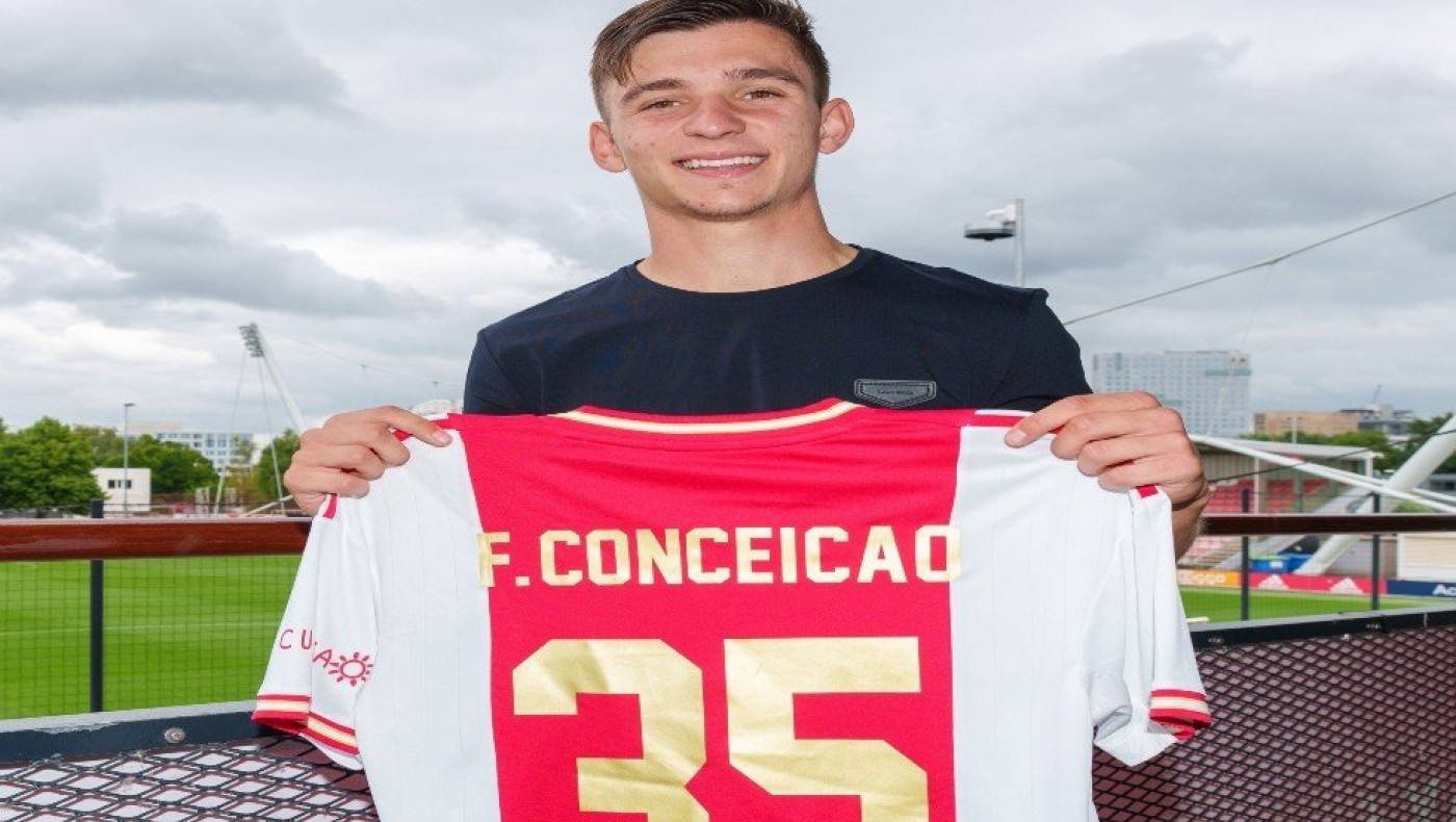 Από την Πόρτο στον Αγιαξ ο γιος του Κονσεϊσάο (pic)