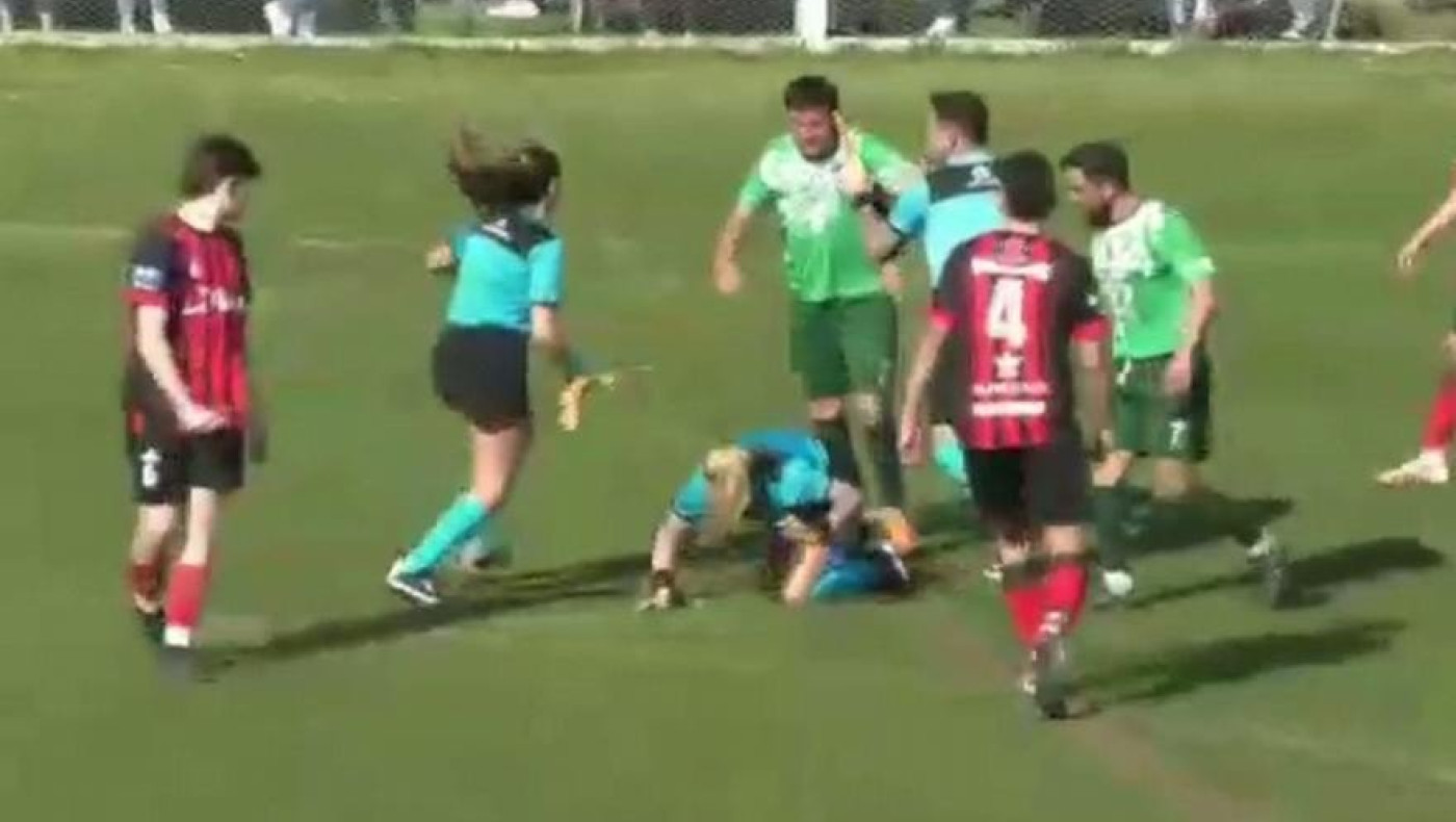 Απίστευτο συμβάν στην Αργεντινή: Παίκτης χτύπησε γυναίκα διαιτητή!