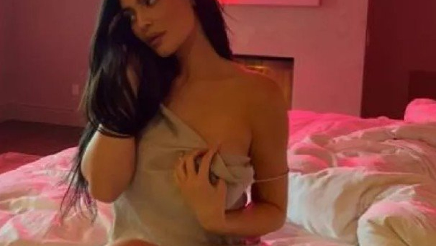 Η Κάιλι Τζένερ έκανε πάταγο στην κρεβατοκάμαρά της!