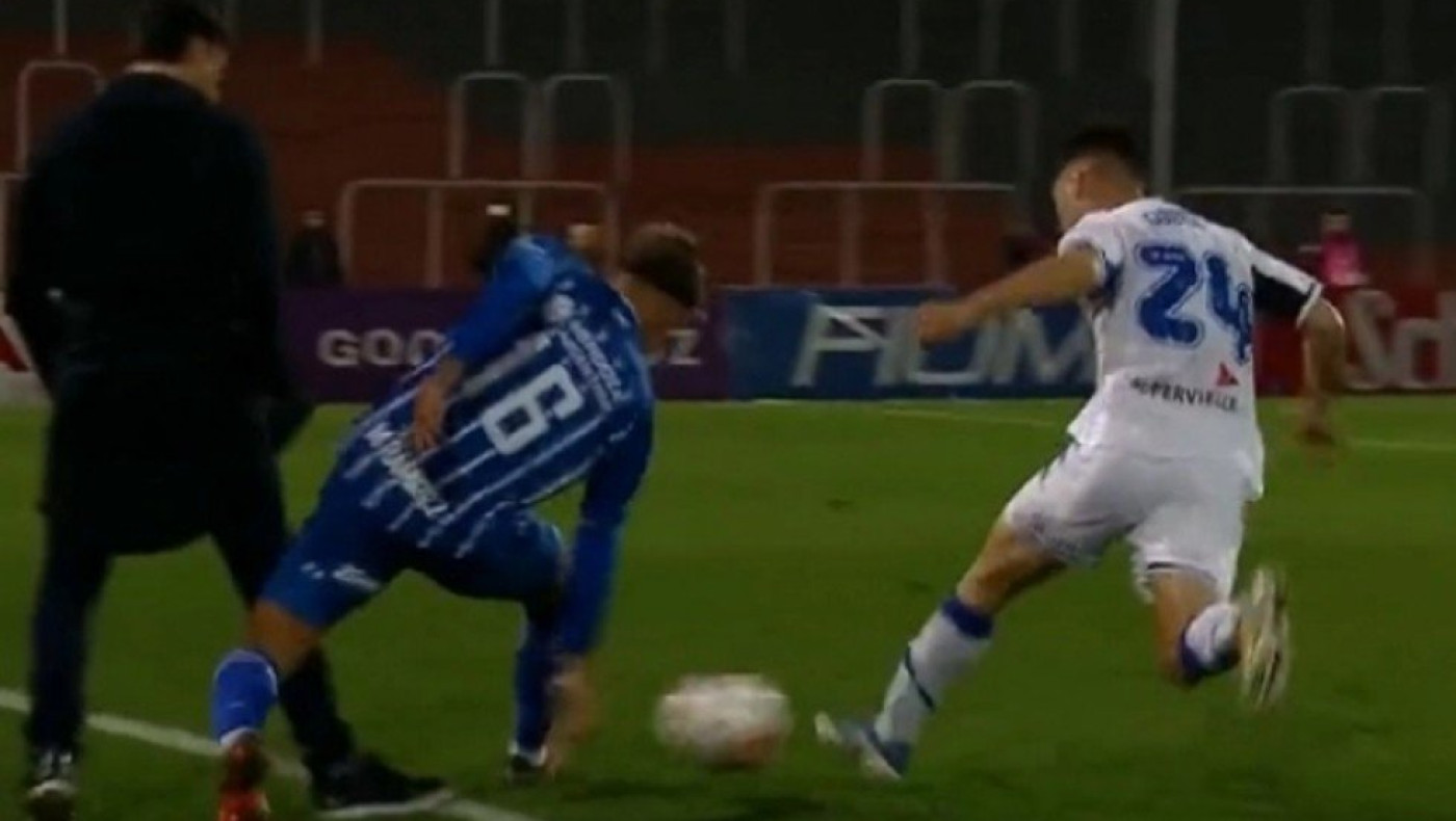 Αργεντινή: Προπονητής έκανε.. αντιαθλητικό μαρκάρισμα και αποβλήθηκε