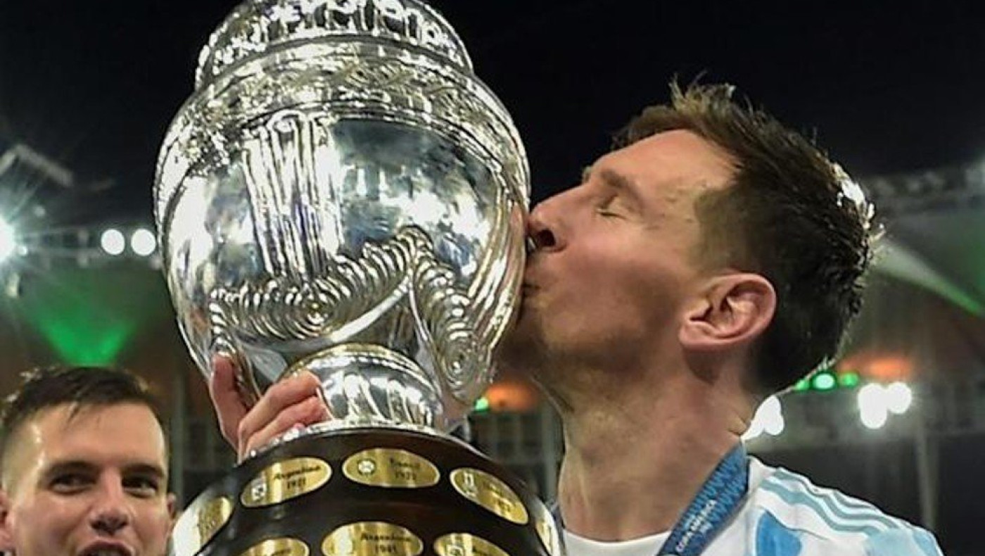 Μέσι: Πολύ κοντά στο ρεκόρ για τα περισσότερα κερδισμένα τρόπαια στην ιστορία