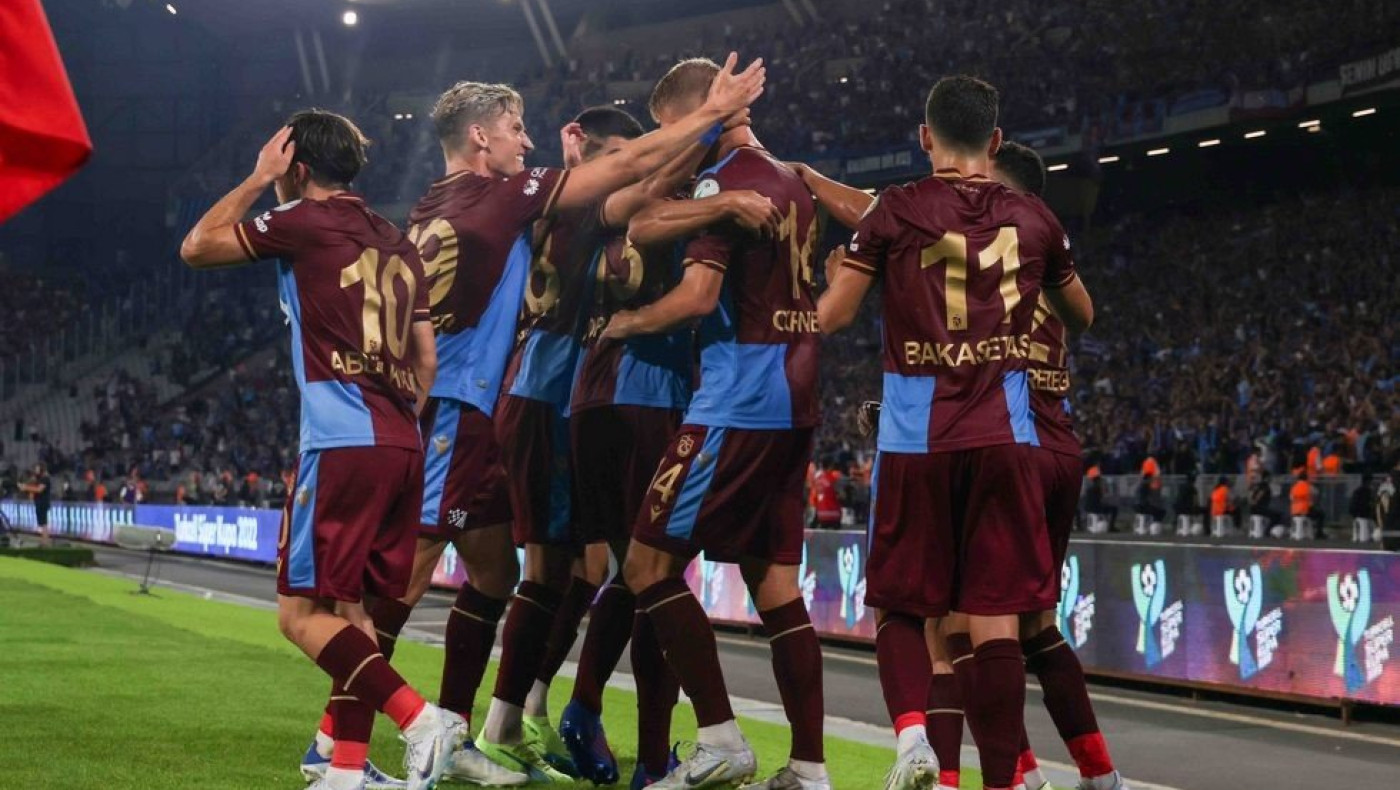 Μπακασέτας - Σιώπης: Ασταμάτητη η Τράμπζονσπορ, πήρε και το Σούπερ Καπ