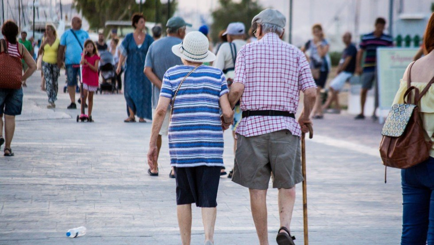 Έχεις σταθερά χαμηλό μισθό; Από αυτό κινδυνεύεις στα γεράματα
