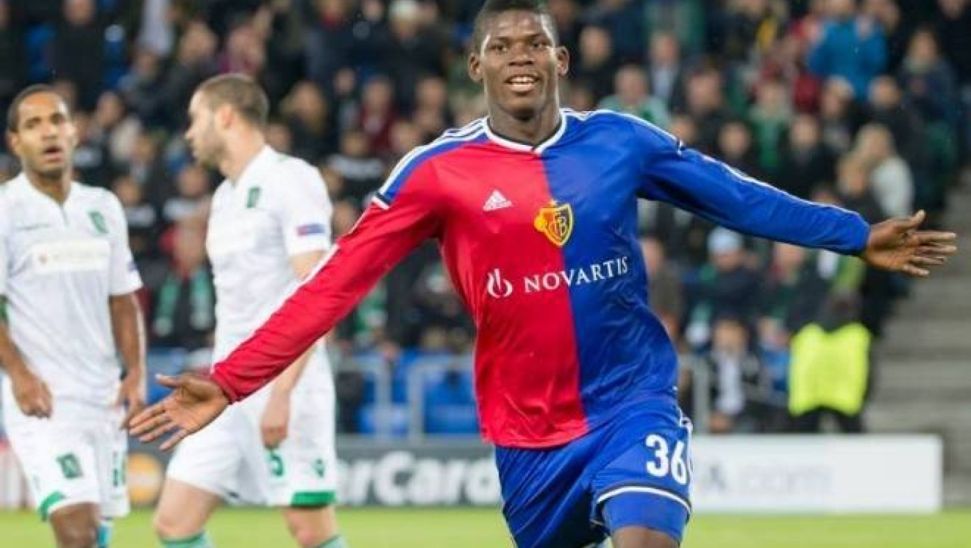 Στη λίστα του Βενγκέρ ο Εμπολό!