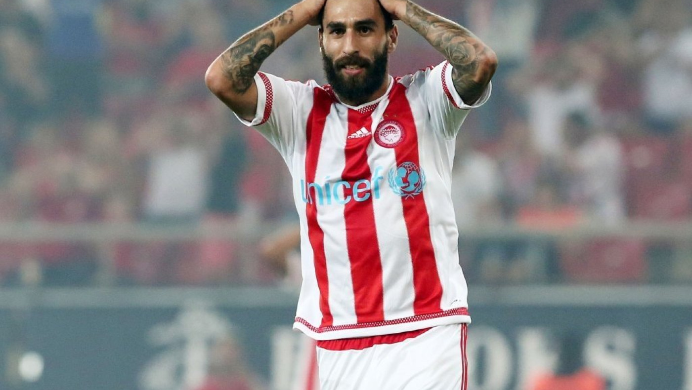 Ζητάει το λόγο από Σίλβα ο Ντουρμάζ