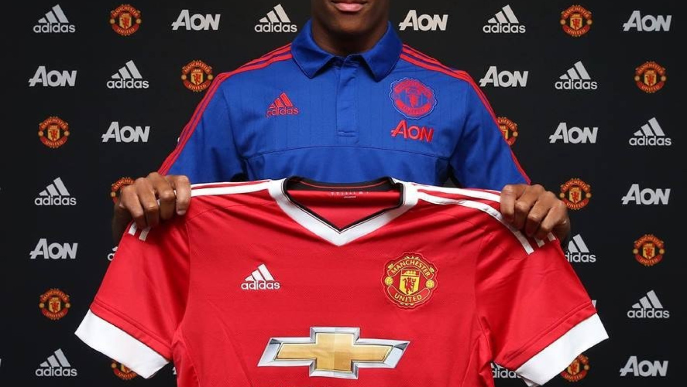 Μαρσιάλ και επίσημα στην Γιουνάιτεντ! 