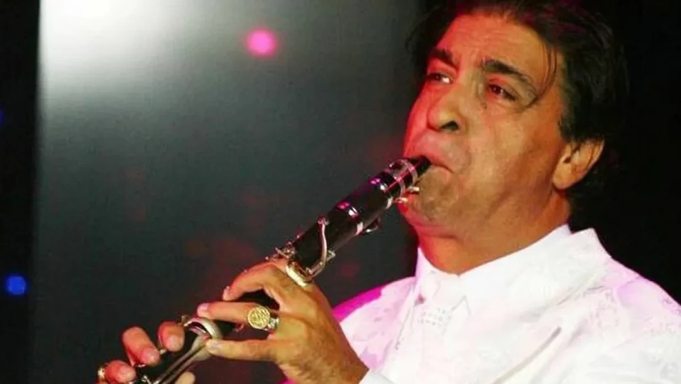 Σπύρος Μπιμπίλας: «Ζητώ συγγνώμη, ο Γιώργος Μάγγας ζει»