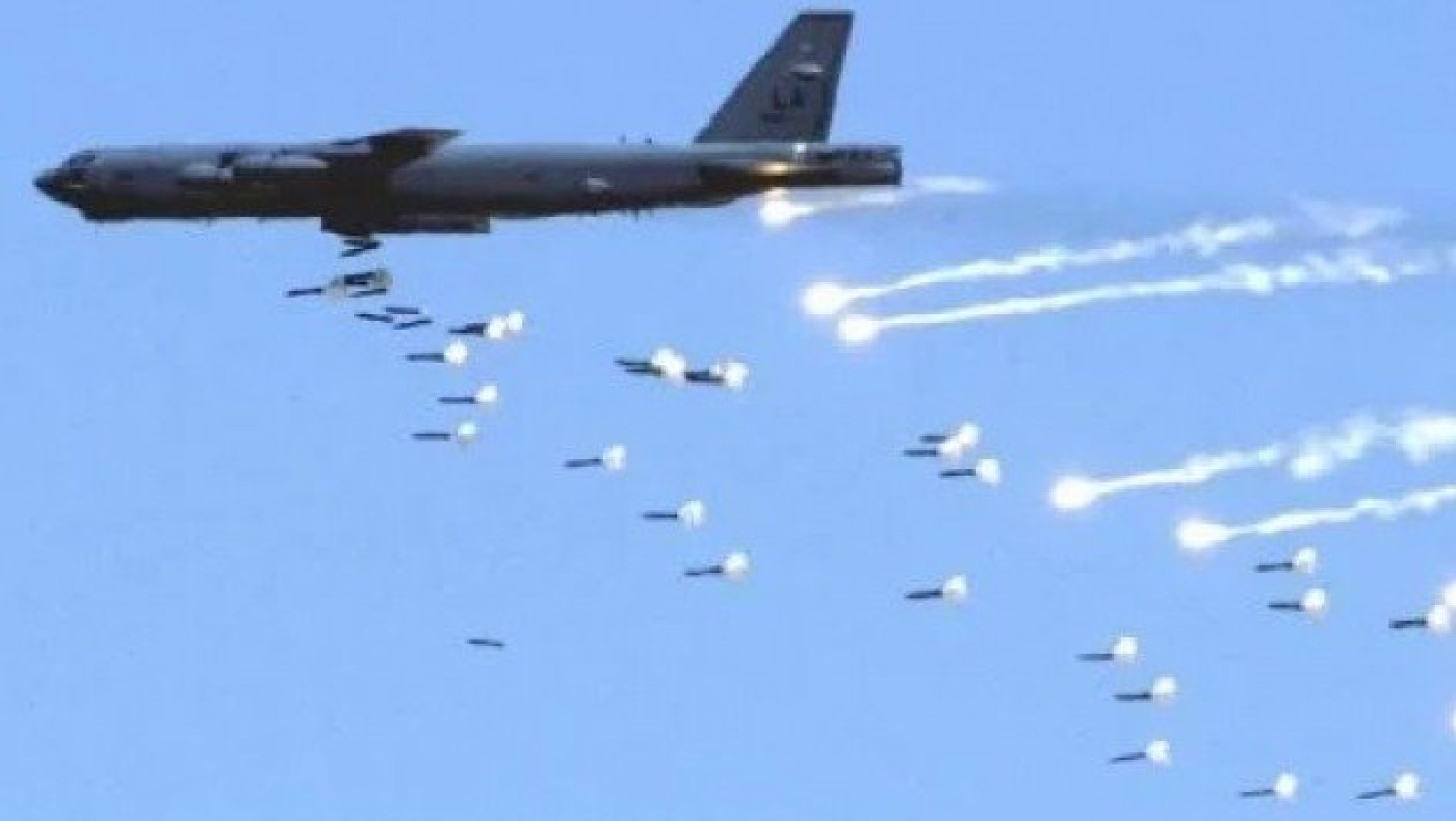 B-52 των ΗΠΑ χτυπούν για πρώτη φορά με πυρομαχικά JDAM 400 χιλιόμετρα από τα ρωσικά σύνορα στην Αρκτική