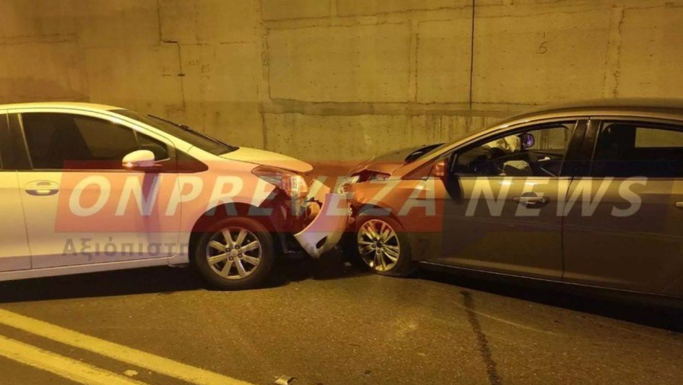 Άκτιο: Καραμπόλα μέσα στην υποθαλάσσια σήραγγα – Οι εικόνες και οι ατελείωτες ουρές μετά το τροχαίο