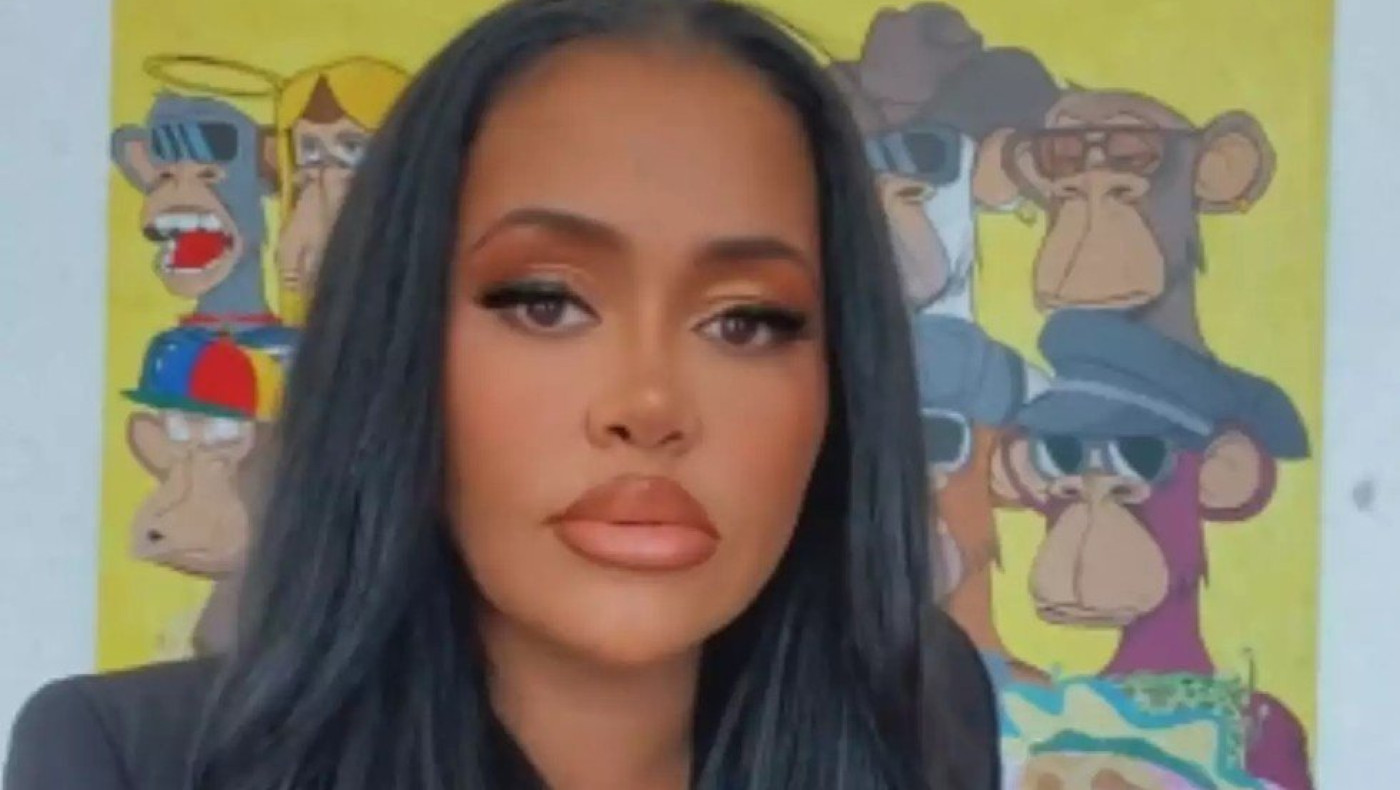 Απίστευτο: Οι γονείς ξεσηκώθηκαν για τα στενά ρούχα που φορούσε η δασκάλα