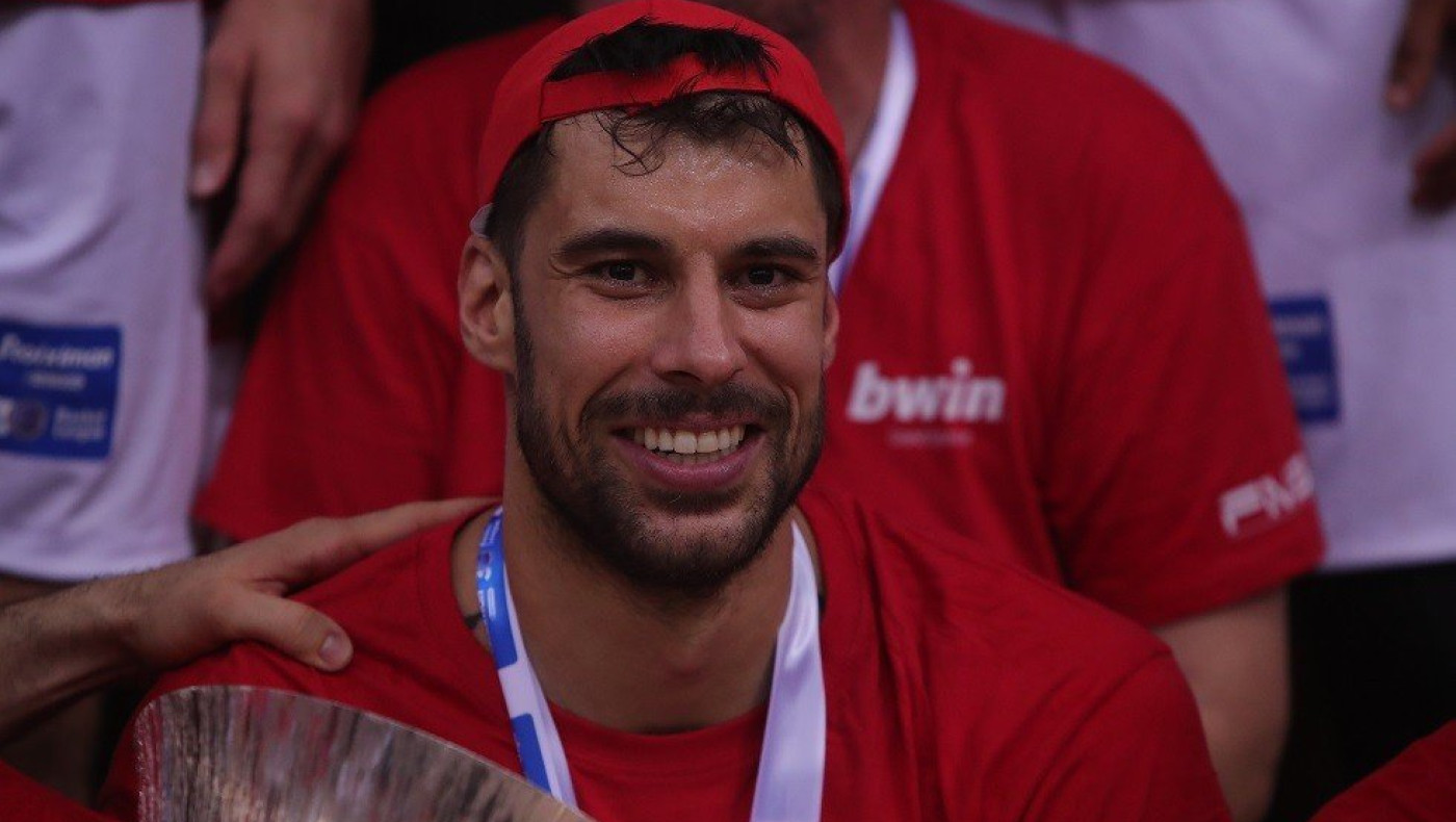 Έχει δίδυμο αδερφό ο Γιώργος Πρίντεζης; Ποιος είναι αυτός στο Γερμανία-Λιθουανία