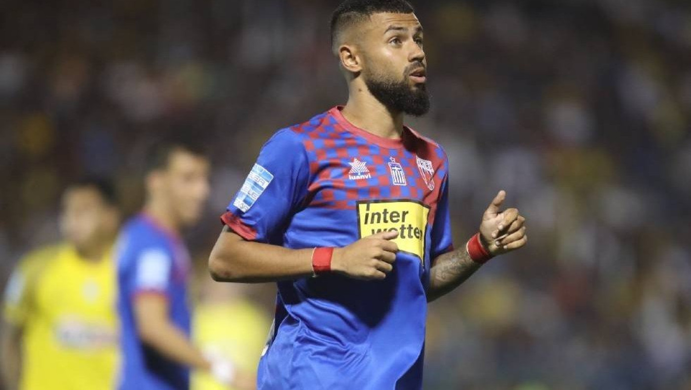 Στην Ελλάδα ο ατζέντης του Φερνάντες, ολοκληρώνεται η μεταγραφή στον ΠΑΟΚ