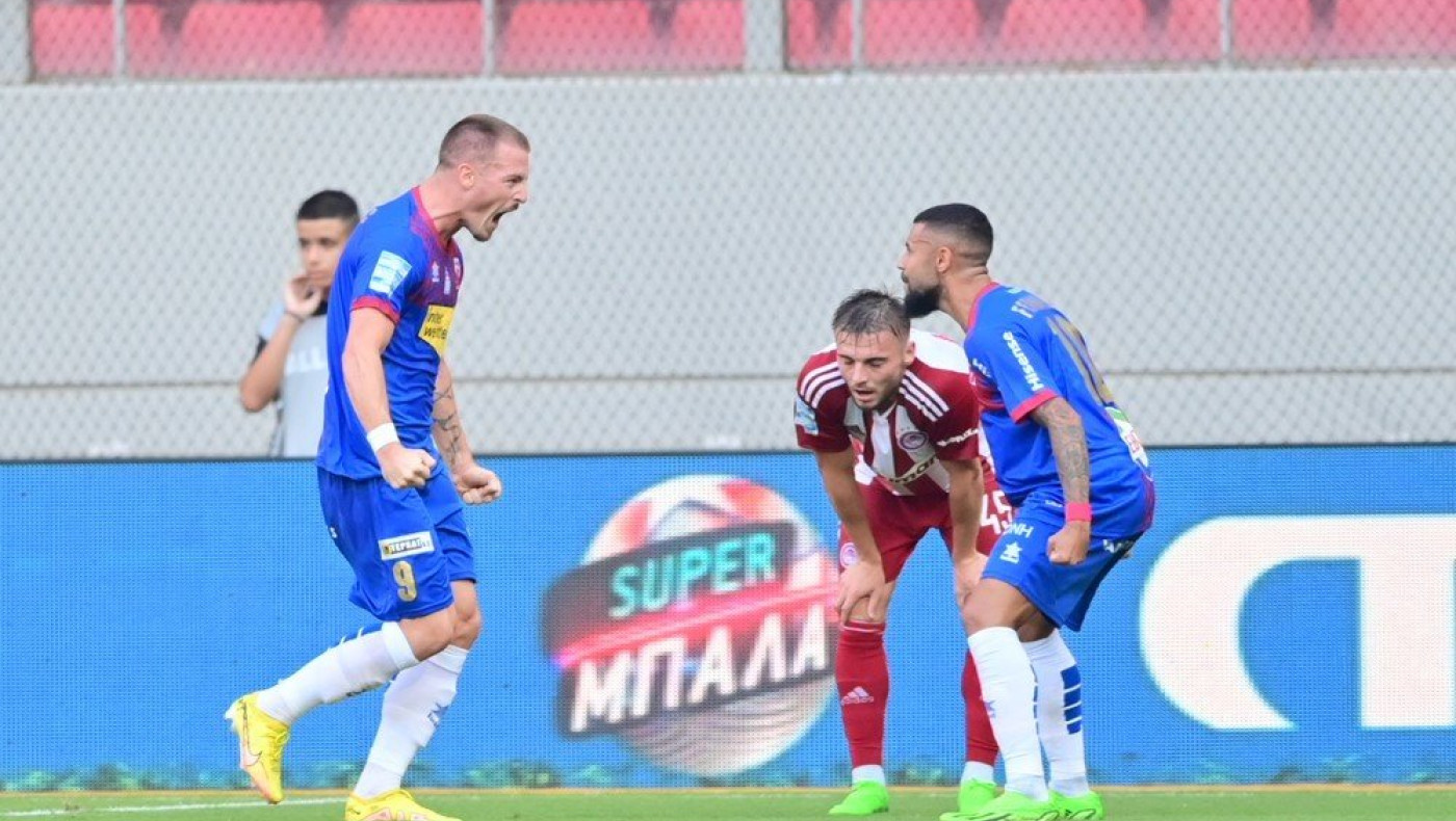 Ολυμπιακός - Βόλος 0-1: Μαγική ενέργεια ο Φερνάντες, άδειασε τον Ρέαμπτσιουκ και έδωσε πάρε βάλε στον Οζέκοβιτς