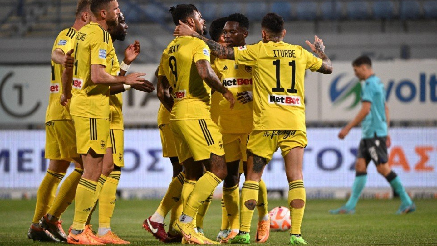 Με τη φόρα από την Τρίπολη ﻿και την αύρα ﻿του Άλαν Πάρντιου ﻿