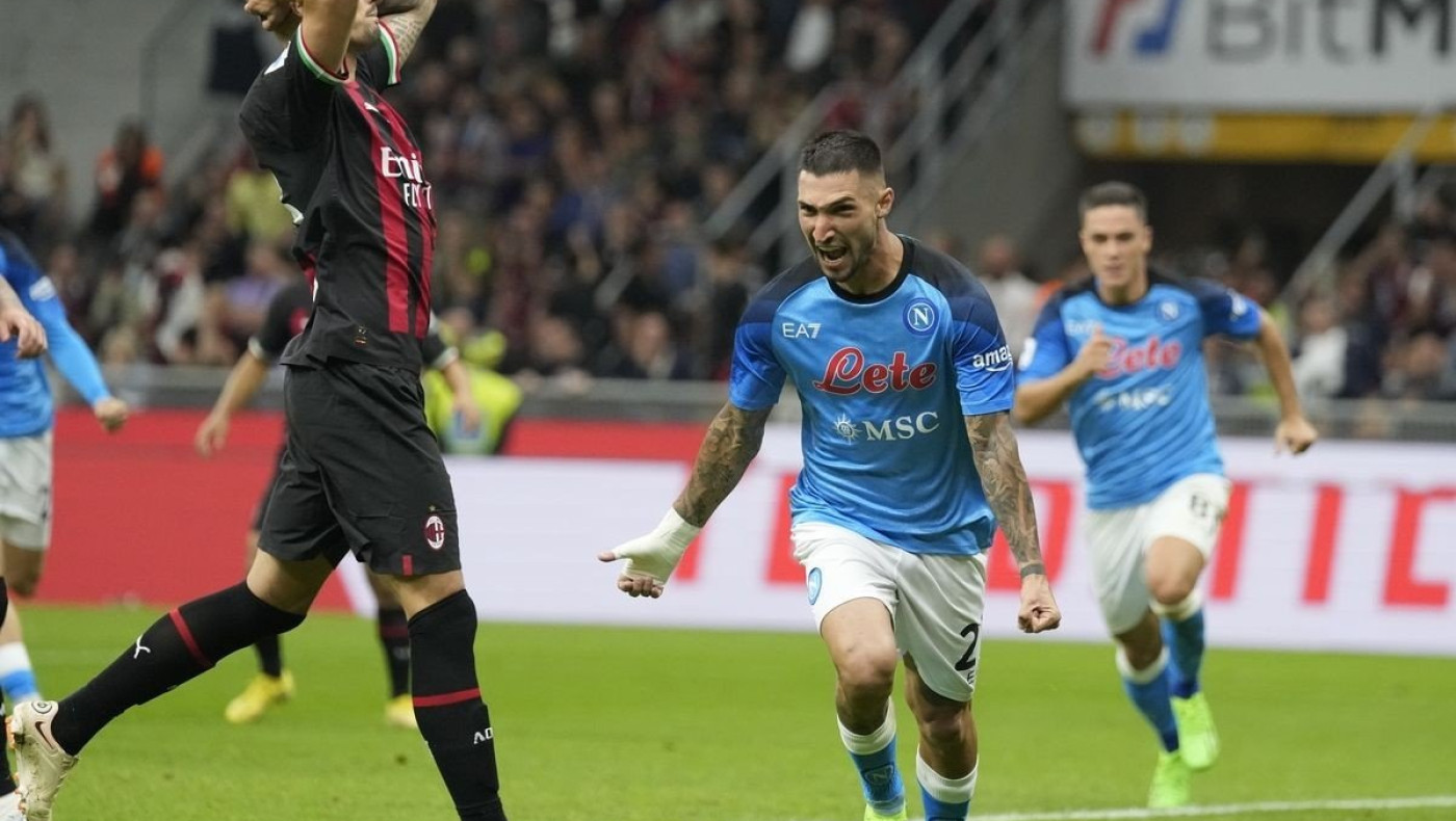 Διπλό κορυφής για τη Νάπολι