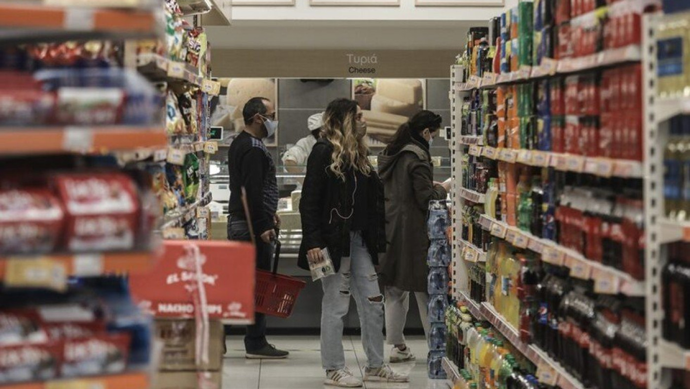 Ακρίβεια: Στο τραπέζι νέα μέτρα στήριξης-Τι εξετάζει η κυβέρνηση