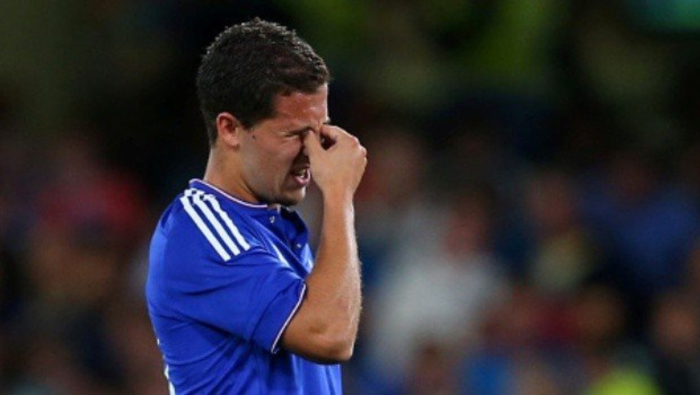 Στα... πουλιά το πέναλτι του Αζάρ