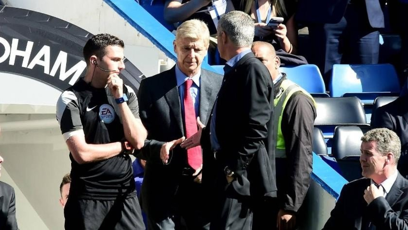 Η χειραψία  Μουρίνιο - Βένγκερ (pic-video)