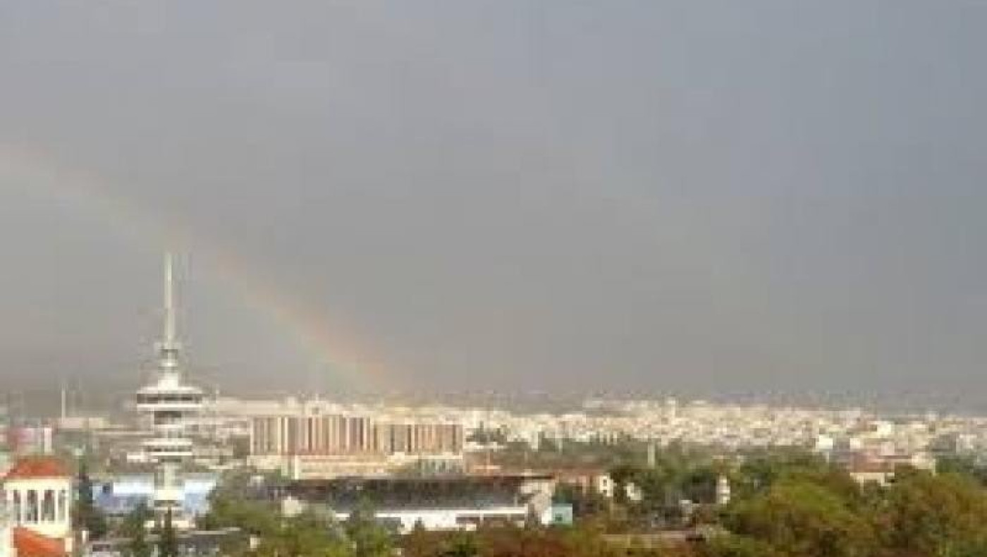 Θεσσαλονίκη: Το ουράνιο τόξο που καθήλωσε σήμερα την πόλη
