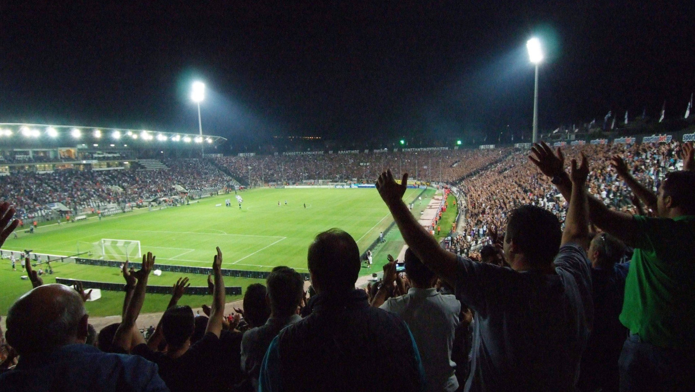 Με... μπούσουλα την ΑΕΚ