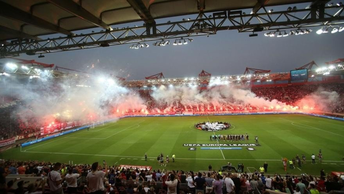 Σοβαρά επεισόδια στο Καραϊσκάκης πριν το Ολυμπιακός-Καραμπάχ