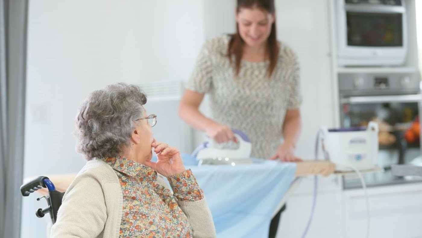Αποτρόπαιο έγκλημα στη Ρόδο: Οικιακή βοηθός έπνιξε ηλικιωμένη και κάλεσε η ίδια την αστυνομία