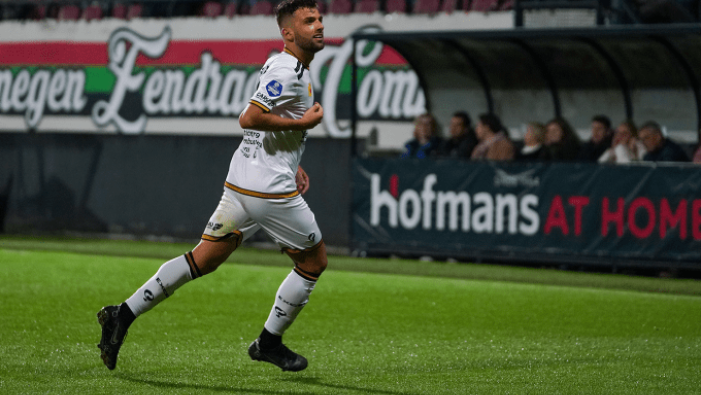 Γκολάρα ο Λάμπρου και απόλυτος πρωταγωνιστής για την Εξέλσιορ