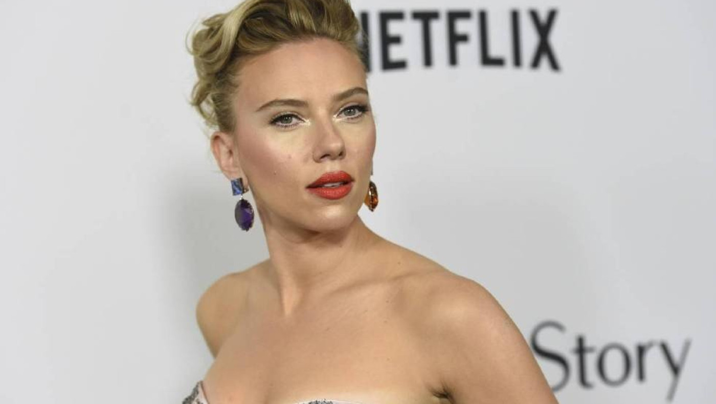 Αποκαλύφθηκε ότι ο Michael Douglas είναι μακρινός ξάδελφος της Scarlett Johansson