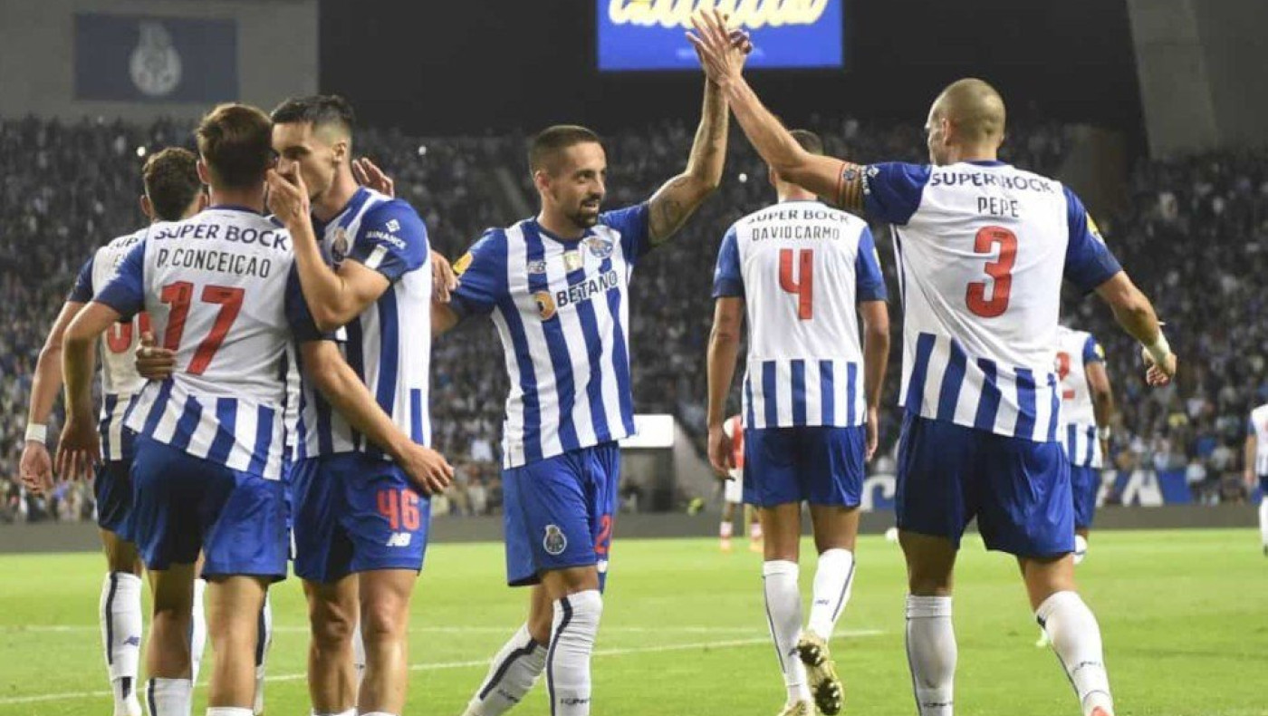 Κόκκινος: Αξίζει το ρίσκο στο διπλό της Πόρτο