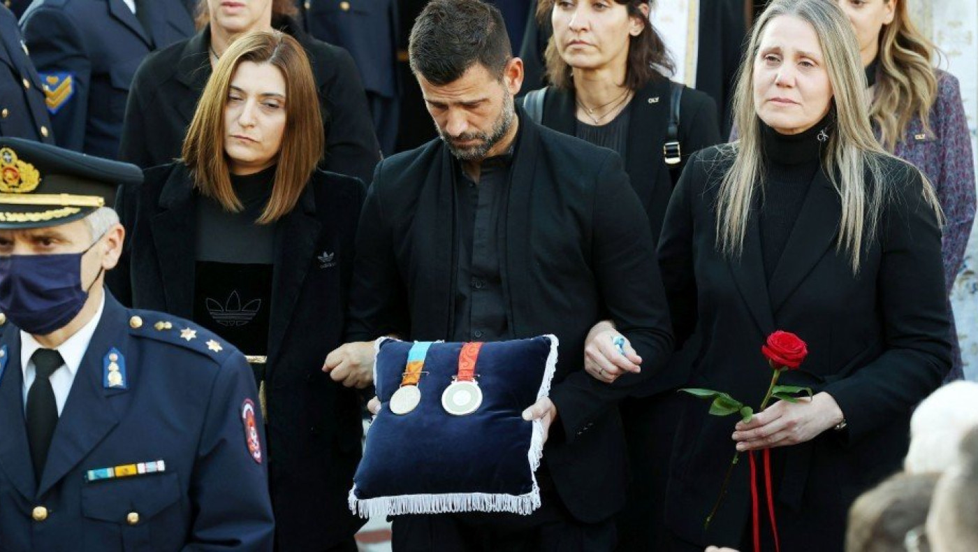 Μουρούτσος για τον Νικολαίδη: «Υποκλίνομαι στο μεγαλείο της ψυχής σου»