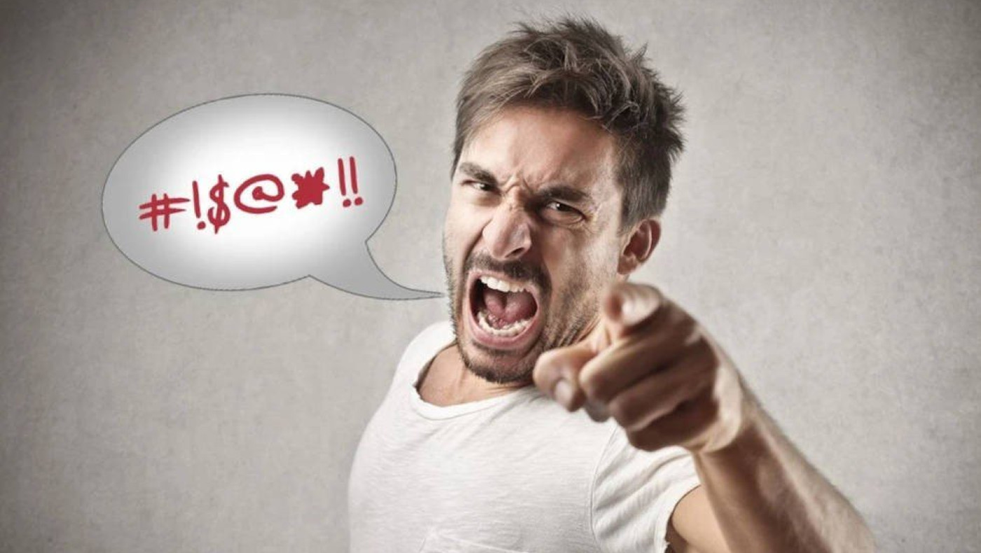 Όποιος βρίζει πολύ αποδεικνύει ότι έχει υψηλότερο IQ σύμφωνα με νέα μελέτη