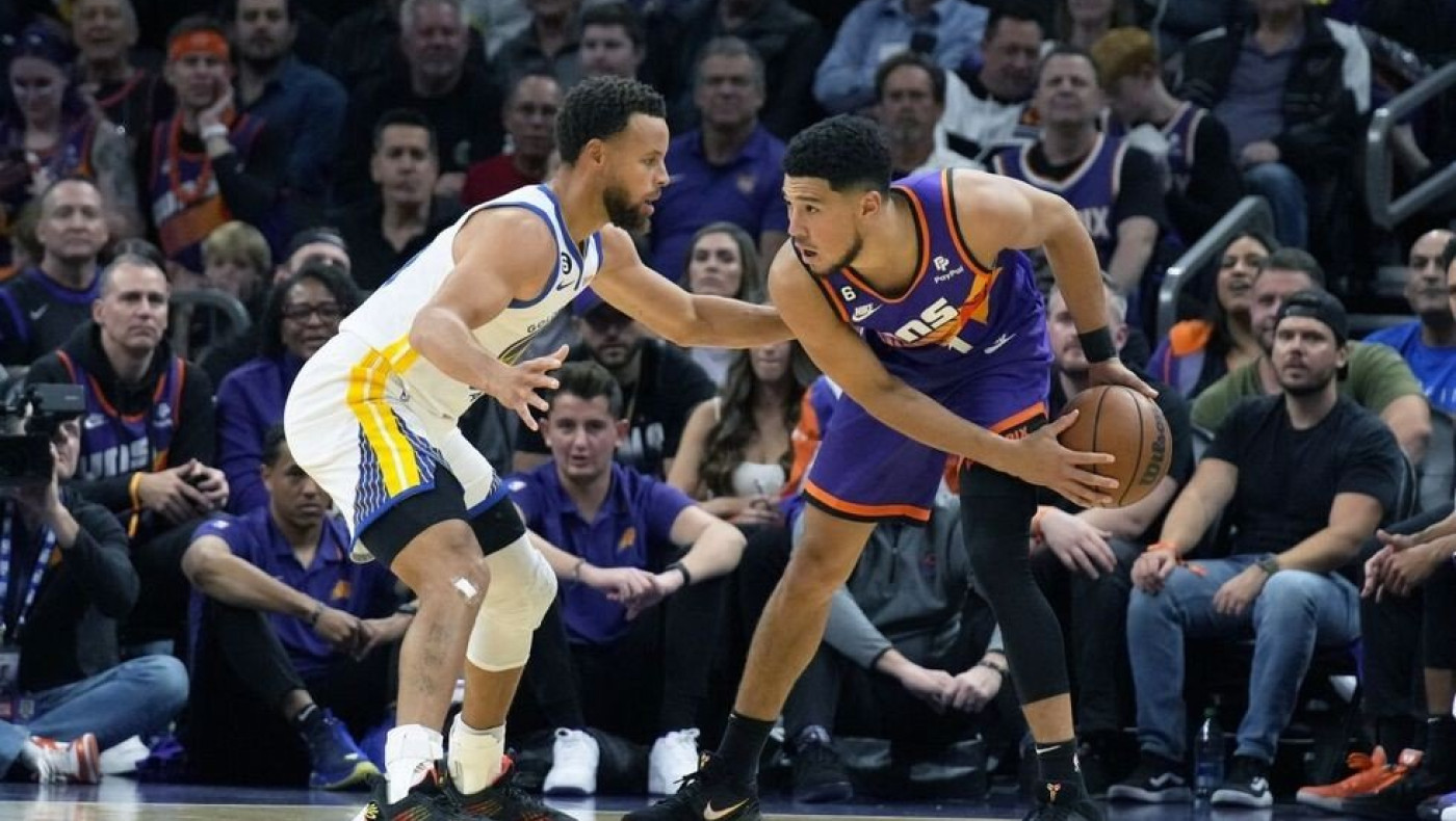 NBA: Έγραψε ιστορία ο Μπούκερ με την πιο ακριβή επέκταση συμβολαίου