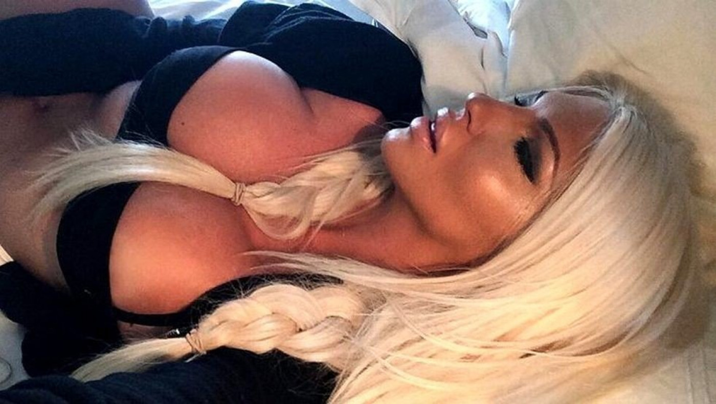 Έτσι ήταν η εντυπωσιακή Γελένα Καρλεούσα πριν τις πλαστικές