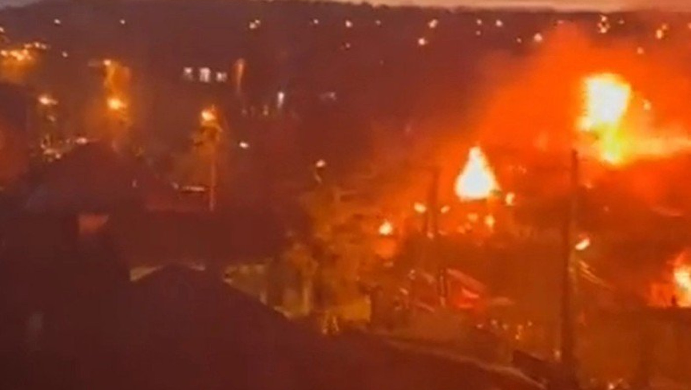 Ρωσικό στρατιωτικό αεροσκάφος Sukhoi συνετρίβη σε σπίτι στην Σιβηρία!