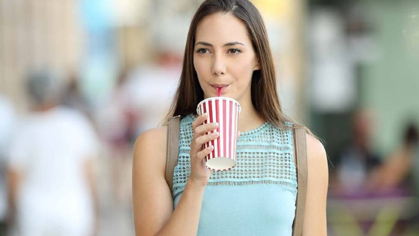 Αυτά είναι τα πιο επικίνδυνα ποτά για την υγεία - Σχετίζονται και με μορφές καρκίνου