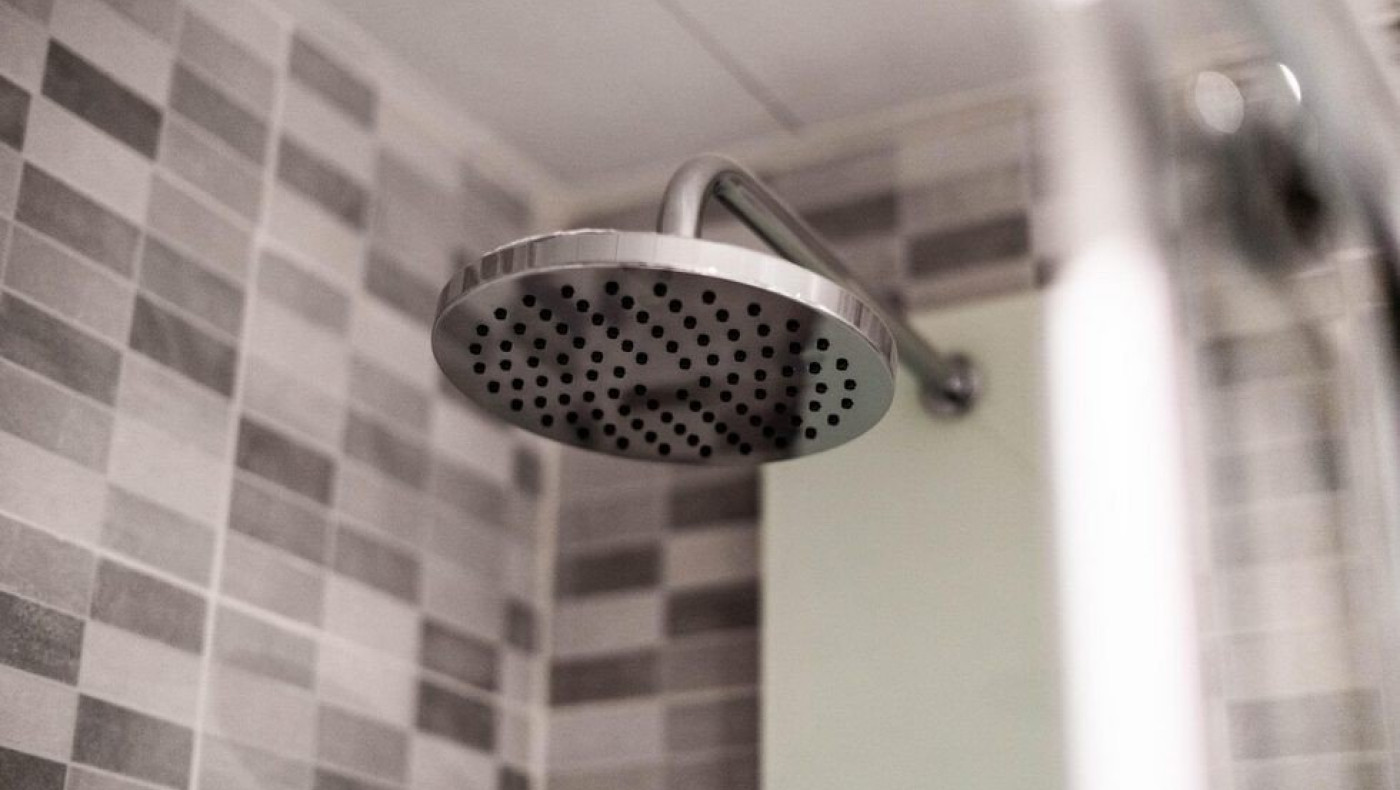 Βέλγιο: «Μειώστε τον χρόνο του ντους για εξοικονόμηση ενέργειας»