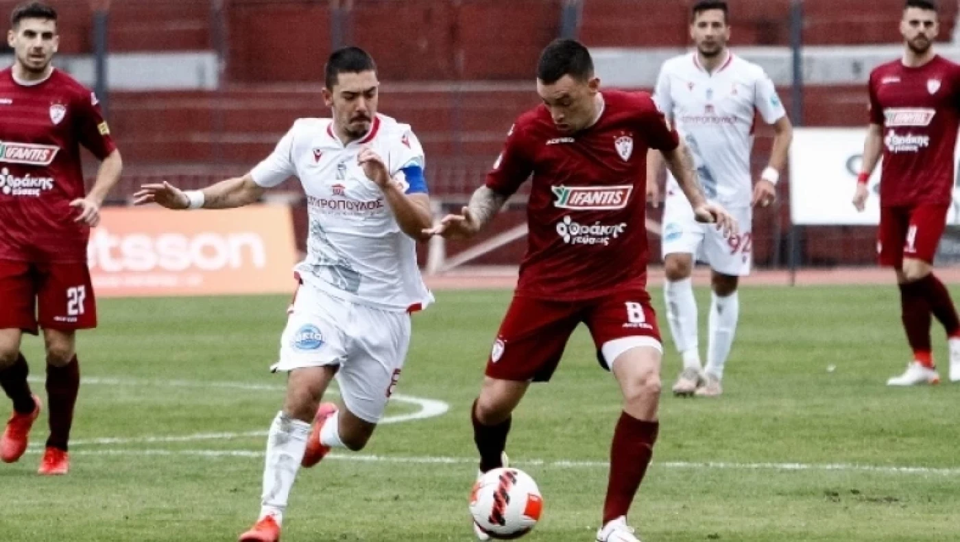 Στον Πανσερραϊκό ο Αντριάν Κολομπίνο