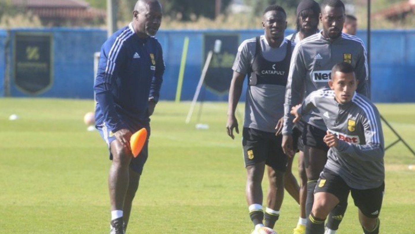 Άρης: Συνέχισε με ατομικό ο Ντουκουρέ