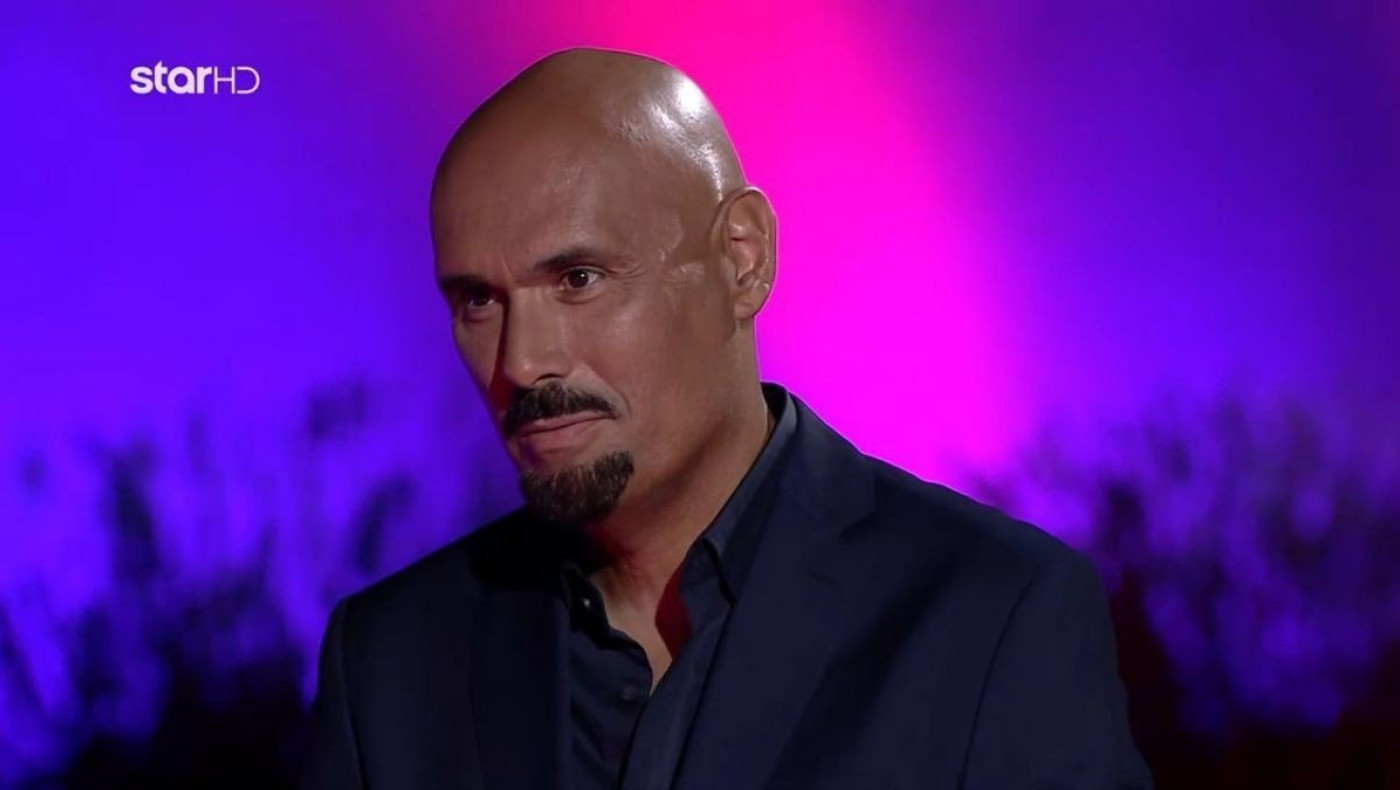 Ο Σκουλός εξομολογείται: «Με πλάκωναν στο ξύλο, επειδή ήμουν μελαμψός»