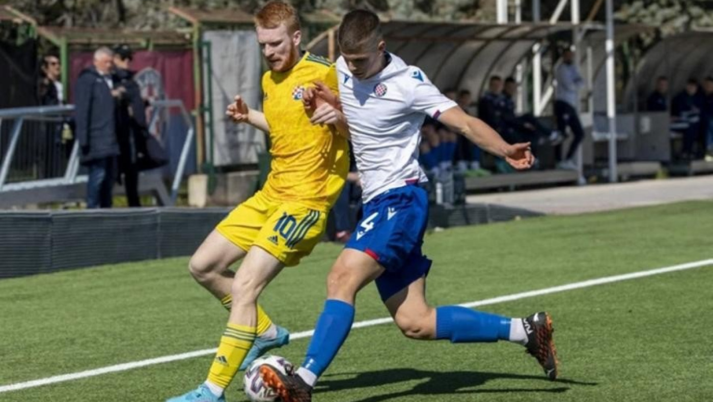 Ψάχνεται στις Β' ομάδες η Παρί: Μεγάλο ενδιαφέρον για 15χρονο στόπερ