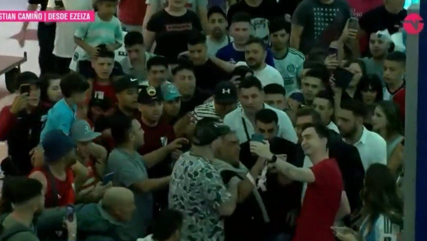 Αργεντινή: Επιστρατεύτηκαν εκτάκτως, εν μέσω αποθέωσης, Κορέα και Αλμάδα