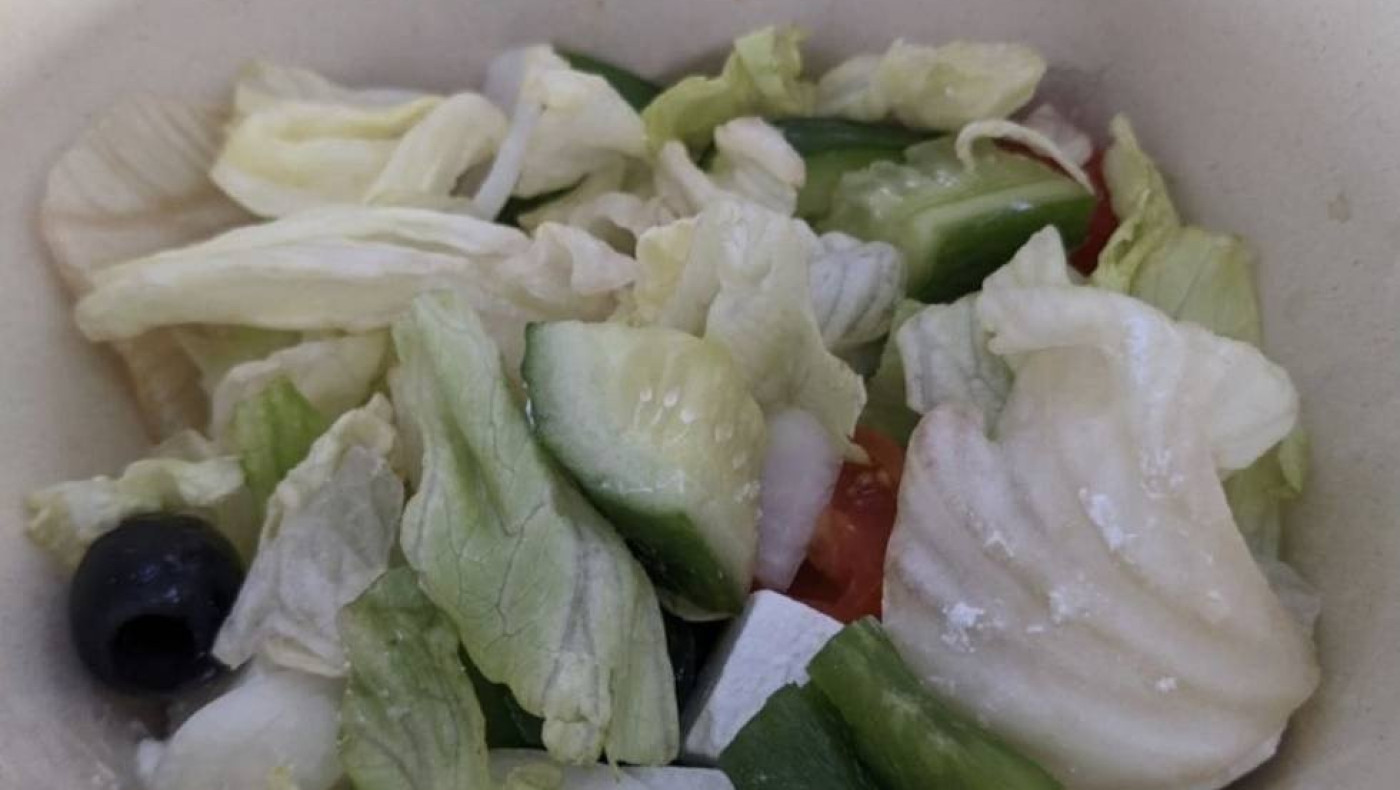 Παγκόσμιο Κύπελλo: Στο Κατάρ πουλάνε... δείγμα ελληνικής σαλάτας για 10 ευρώ, χαμός στο twitter!