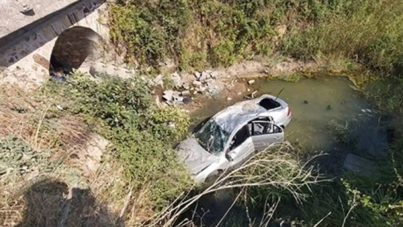 Εθνική οδός Πατρών - Τριπόλεως: ΙΧ έπεσε από την γέφυρα του Λάδωνα