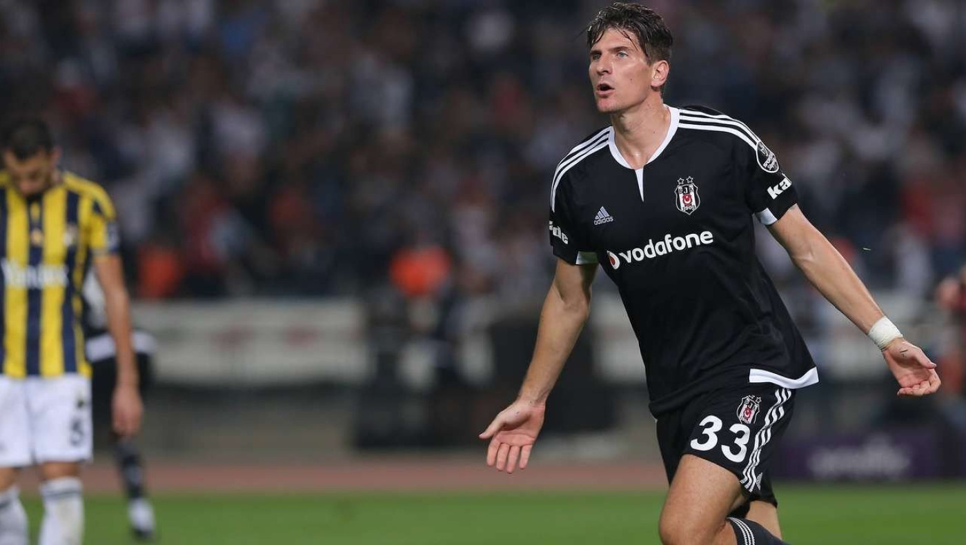 Καλοπληρωμένοι «άσοι» και «over» 