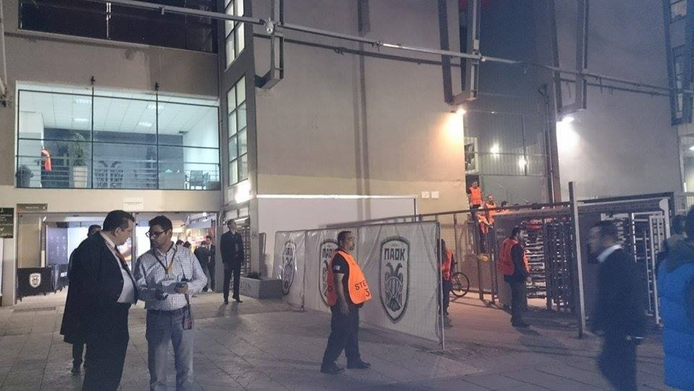 Πανζουρλισμός στην άφιξη του ΠΑΟΚ! (VIDEO)