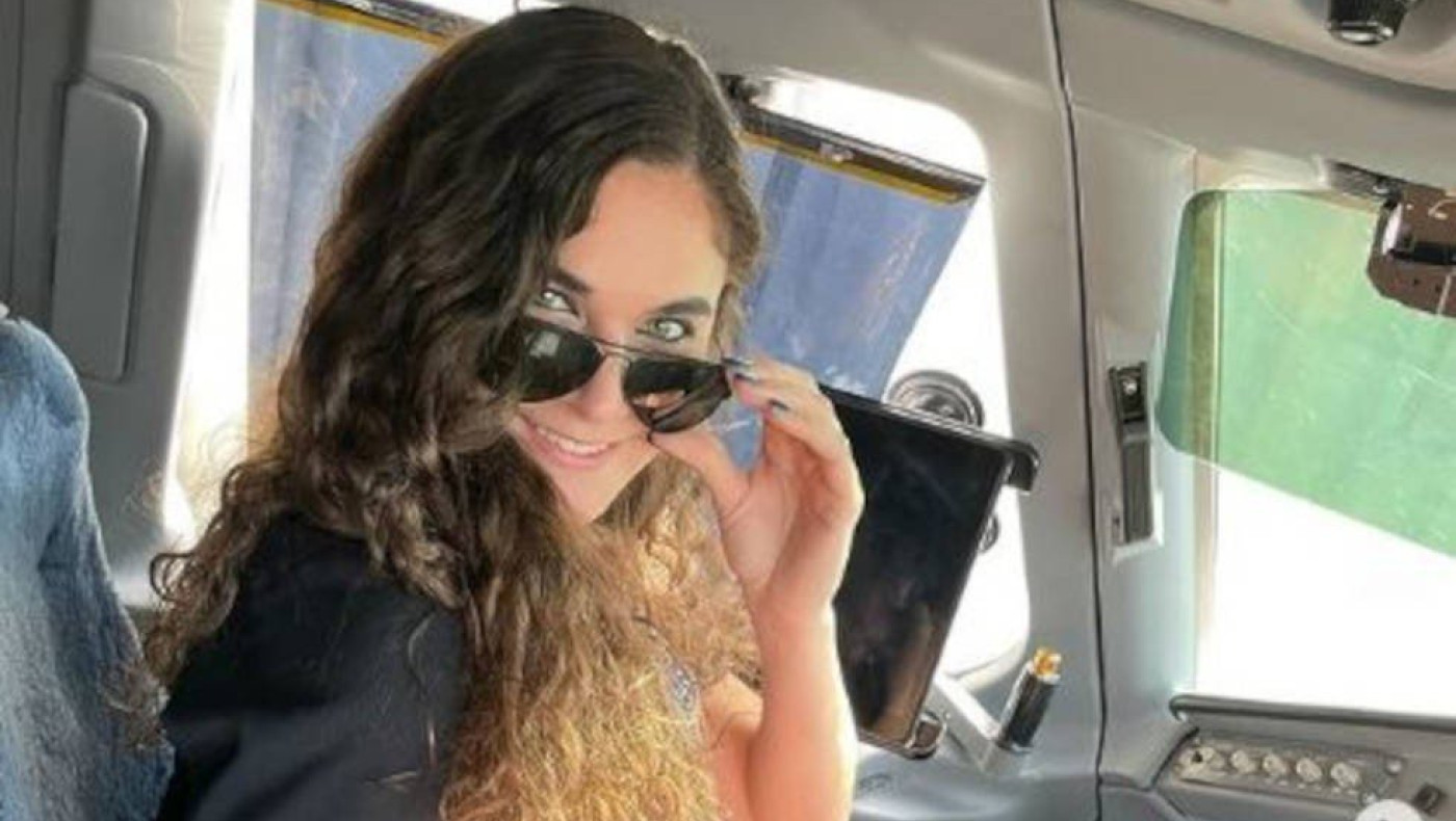 Σεξ στο αεροπλάνο: Βρετανή αεροσυνοδός αποκαλύπτει τα μυστικά!