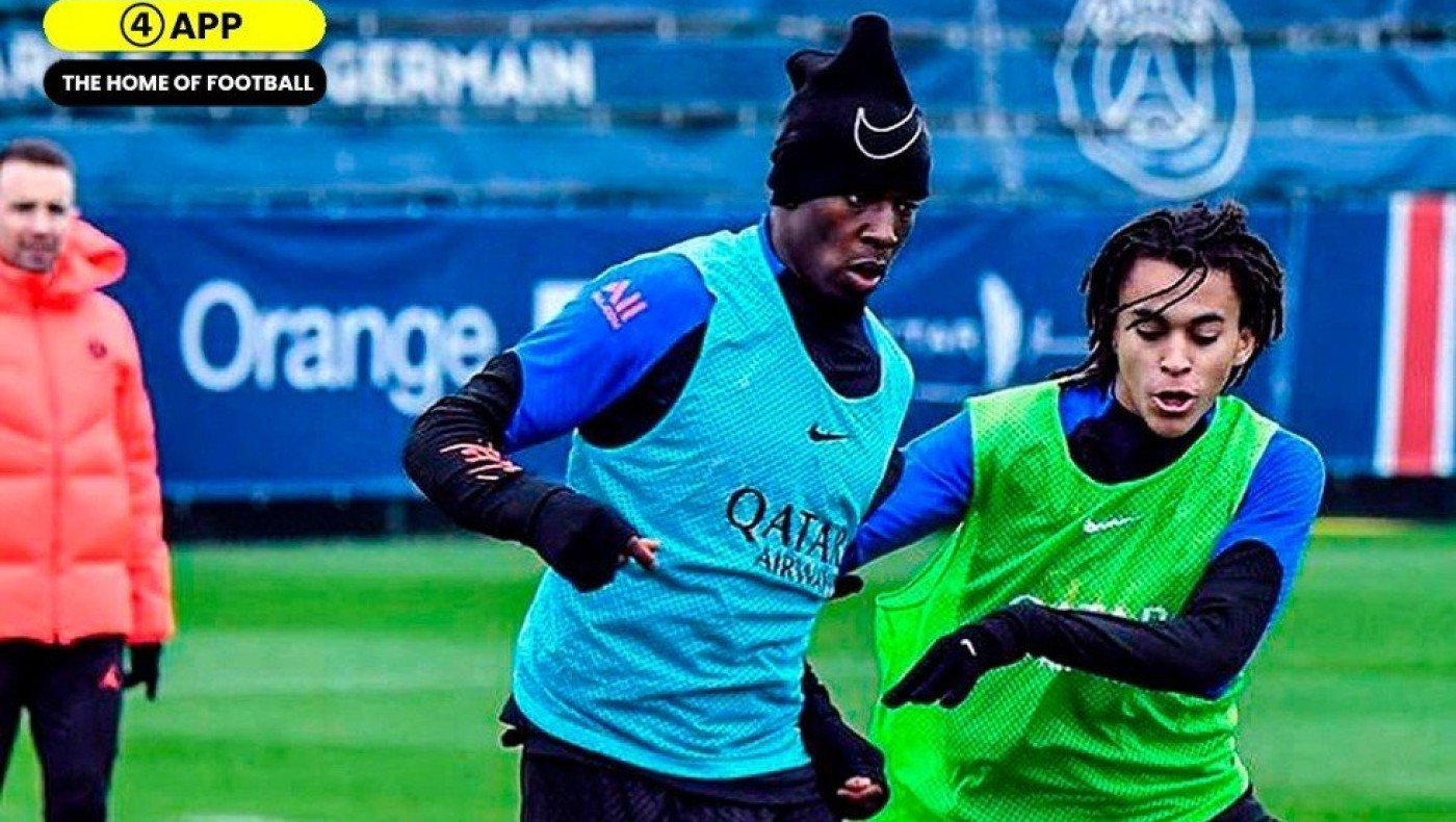 Στις προπονήσεις της Παρί ο 15χρονος αδερφός του Εμπαμπέ, Ίθαν