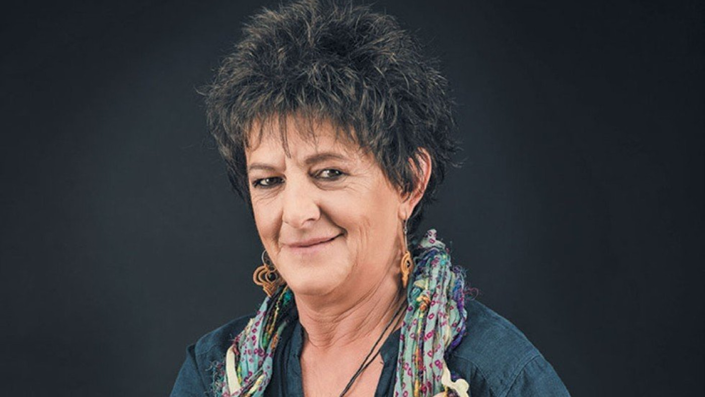 Ο Άρης κάλεσε τη Φωτεινή Βελεσιώτου στο Παλέ για μπάσκετ, σνίτσελ και... τρίγωνα