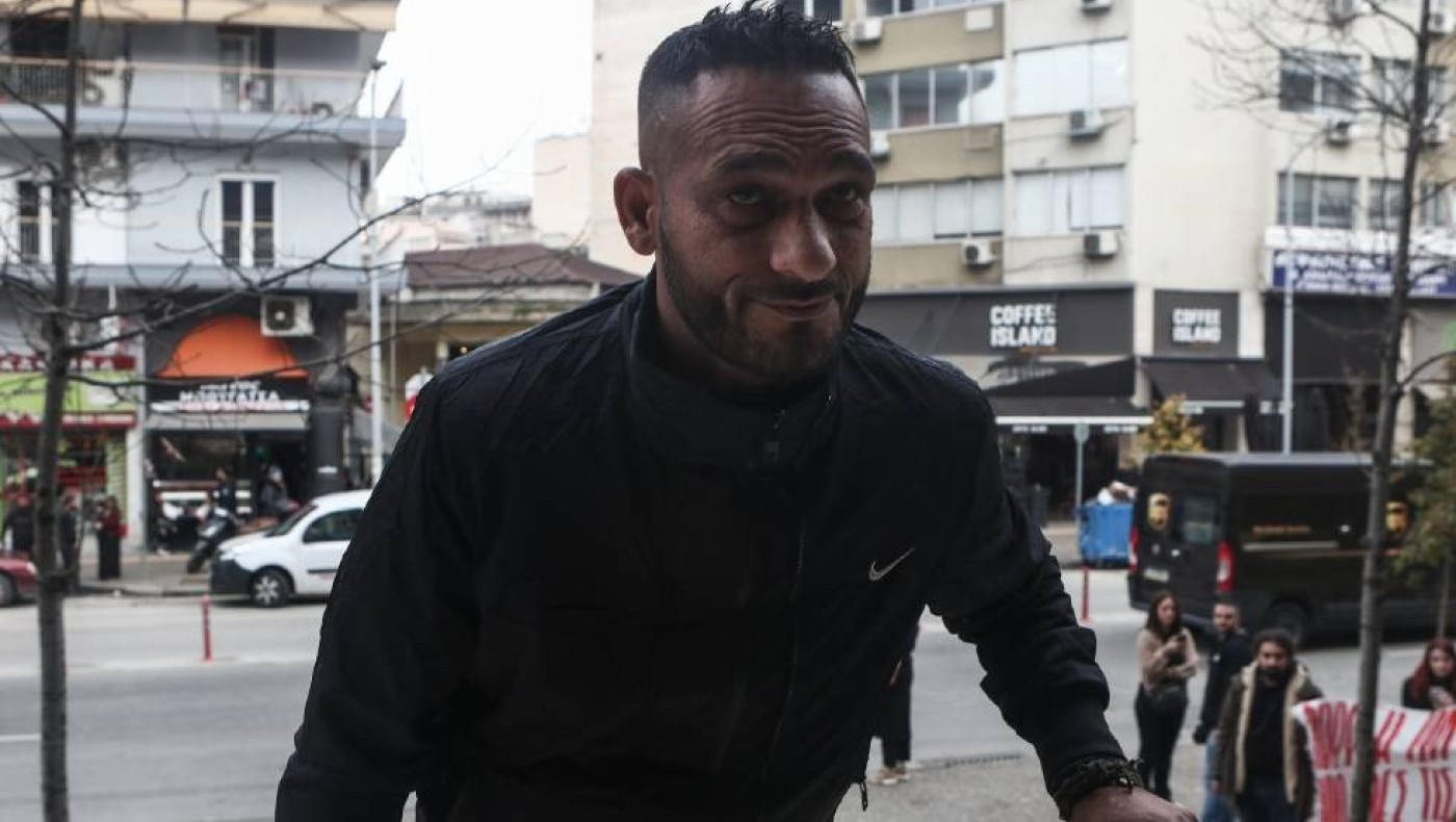 Πυροβολισμός 16χρονου: Απειλεί με βεντέτα ο πατέρας του-«Θα κάνω τα ίδια στα παιδιά του» (vid)